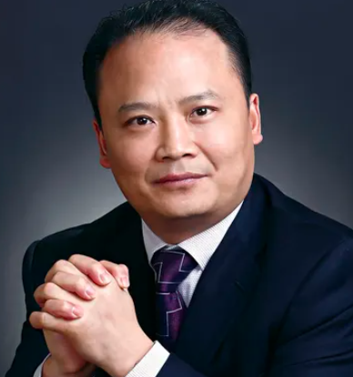 Liu Hanyuan : leader visionnaire de l’alimentation animale et de l’énergie solaire