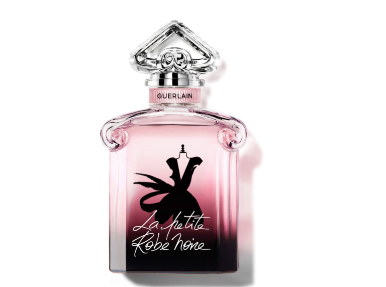 Pourquoi certaines fragrances deviennent des icônes : le mystère des parfums féminins intemporels